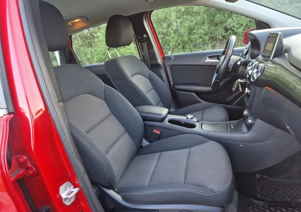 Mercedes-Benz Klasa B cena 35900 przebieg: 279821, rok produkcji 2013 z Orzesze małe 326
